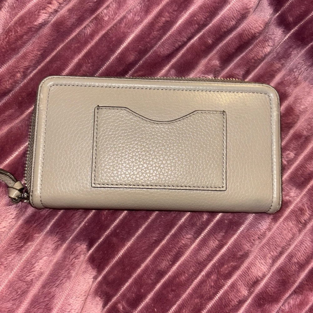 Tory Burch | Thea Multi-Gusset Zip Continental Wallet - Picture 2 of 6